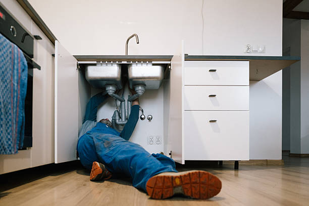 Professional Plumbing technician working in Sandy Spring, MD
